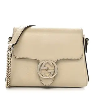 Pre-owned GUCCI Leather Shoulder Bags Dollar Calfskin Interlocking G Crossbody Bag Mystic White