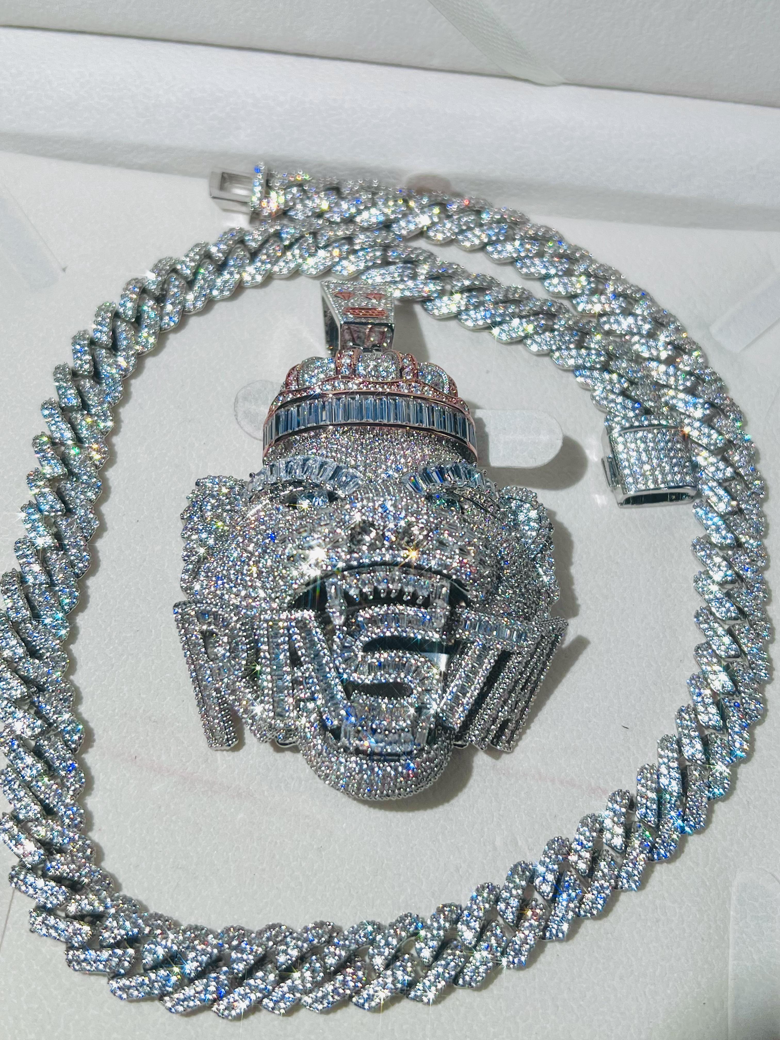 Micro Pave Vvs Ice Diamond 3D Lion Head Pendant High Charm Luxury Pendant Vvs Glory Diamond Hip Hop Men's Pendant, Valentine's Day Easter Gift Anniversary Gift