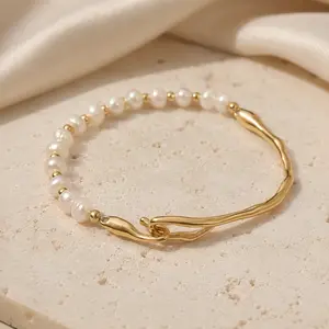 Metora Aurelia Freshwater Pearl Bracelet for Women, Gold Wavy Stainless Steel Jewelry