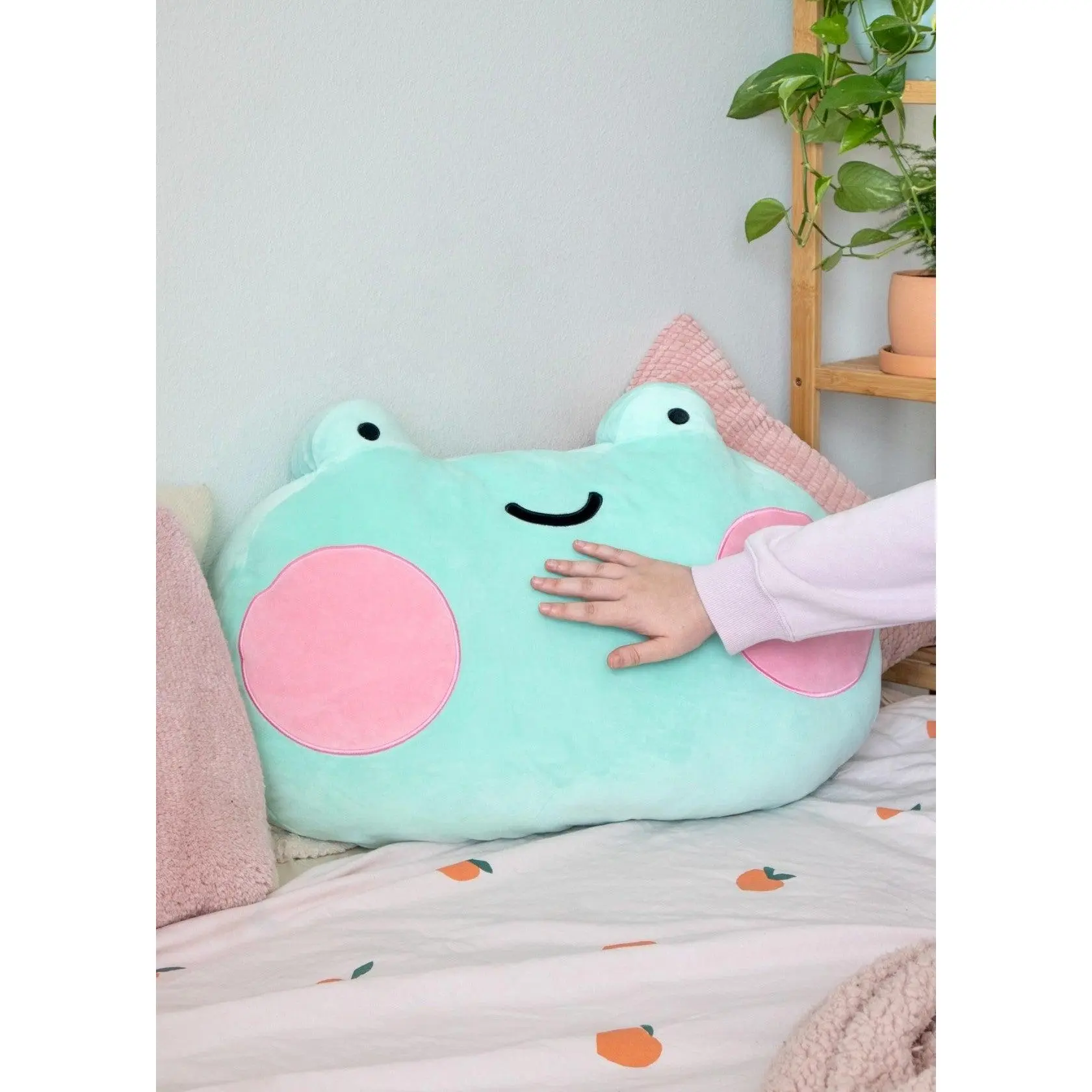 XL Ebbo Frog Plush
