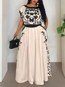 Women's Plus Size Fashion Spring Summer New Floral Round Neck Short Sleeve Top and Half Skirt Two-Piece Set, Elegant Casual Style