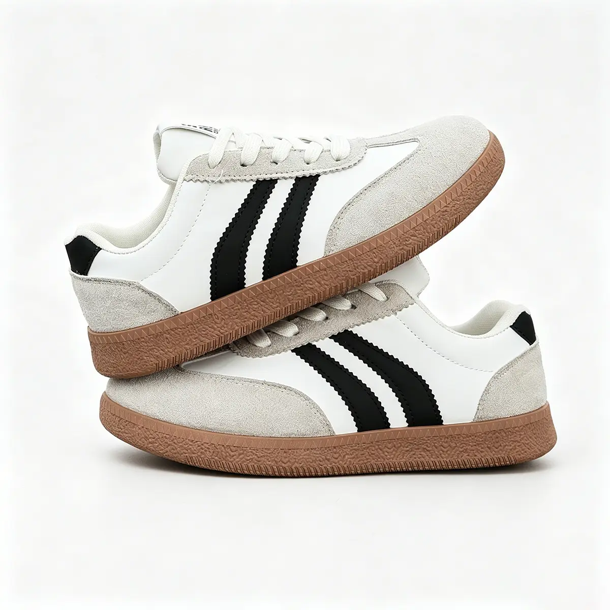 Women's Closed-Toe Low Casual Trainers - Lace-Up Flexible Neutral-Colored Sneakers for Athletic Training, Trendy Casual Wear Gift, Closed-Toe Casual Trainers
