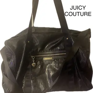 Juicy Couture Black Duffle Bag for Women - Perfect for Travel