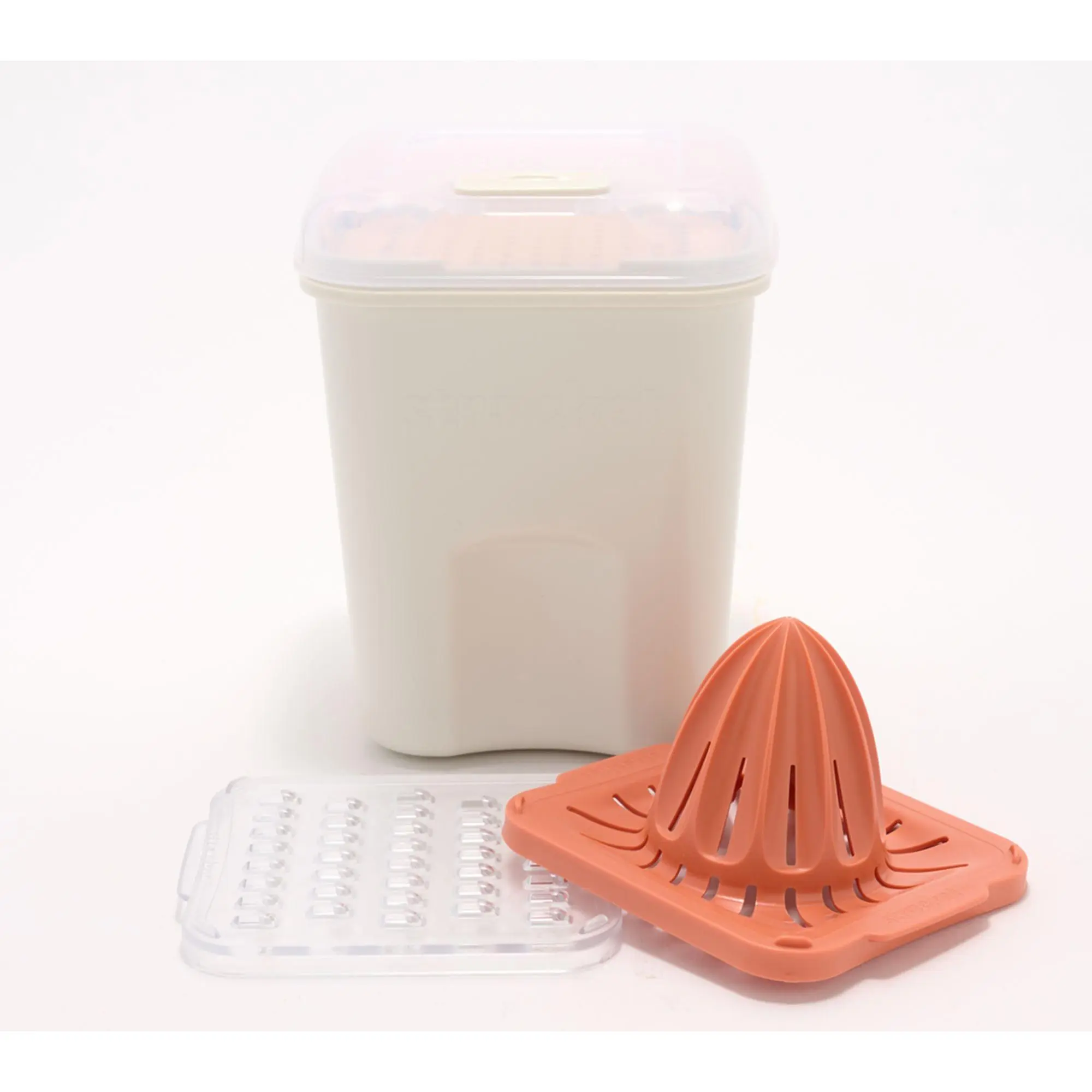 Strucket Teenie Multifunction Strainer Drainer and Juicer Strucket Teenie Multifunction Strainer Drainer and Juicer