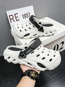 2026 Men's New Summer Trendy Youth Clogs, Thick Sole Anti-slip Outdoor Beach Shoes, Breathable Deodorant Slippers