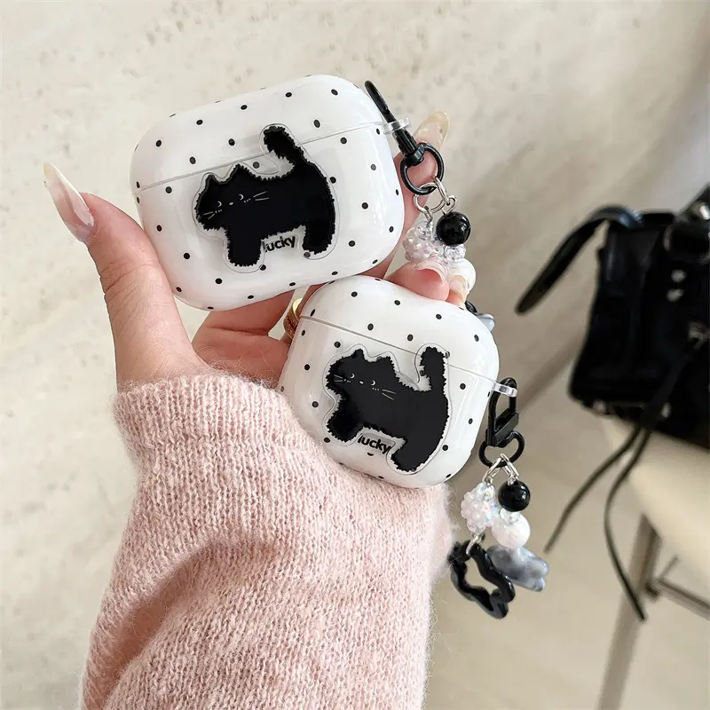 Earphone Case | Headphone Accessories | Cute Polkadot Lucky Black Cat | Star Pendant | Best Friend Gift | Suitable for AirPods 1 2 4 Pro Pro2 Pro3