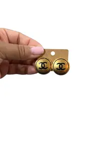 Pre-owned Chanel Black Coco Mark Gold Clip On Earrings Perfect for Daily Use