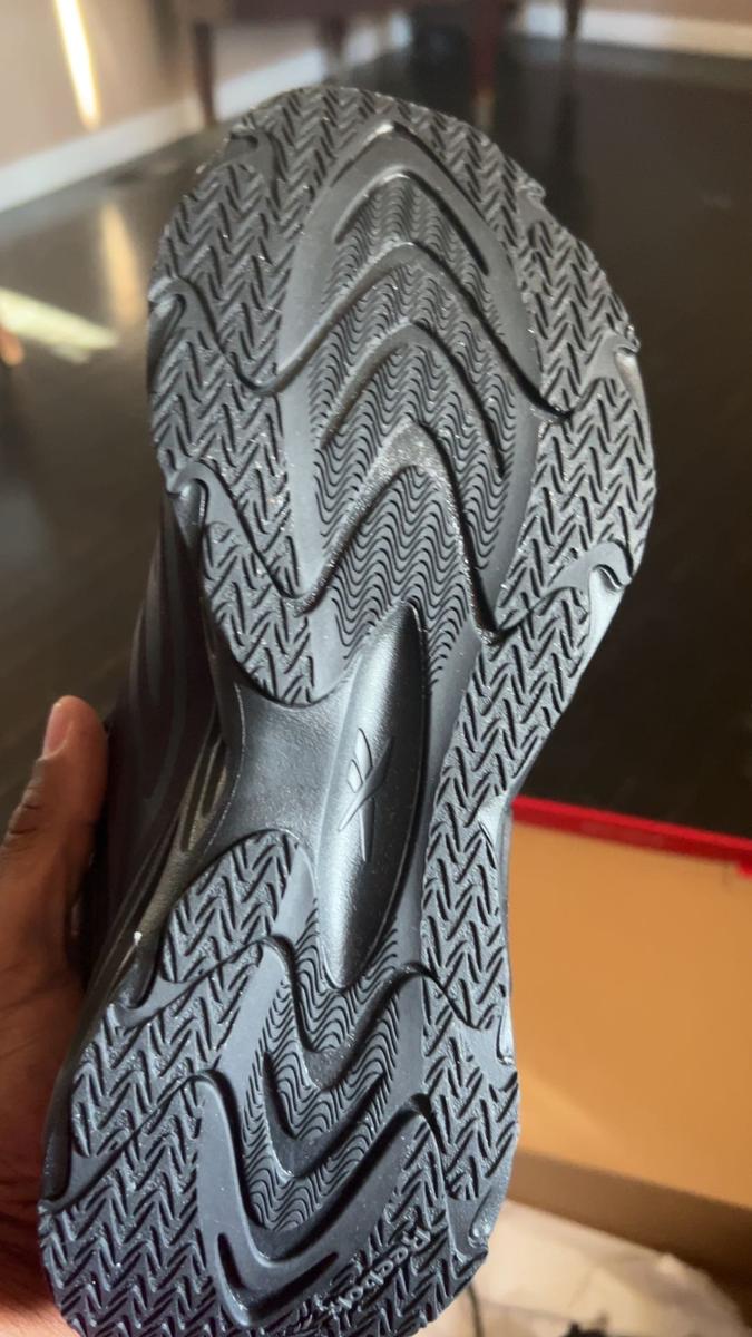 Item: Black/Washed Black/White, M 9 / W 10.5