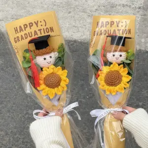 Hand-knitted Graduation Doctoral Hat Doll Sunflower Bouquet Single Packaging Commemorative Gift for Graduation Season
