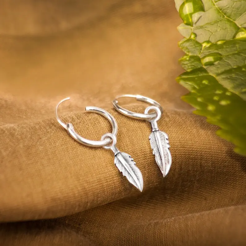 1Pair 925 Vintage Silver Hoop Earrings with Dangling Feathers, Dainty Minimalist Healing Crystal Studs, Unisex Adults' Earrings Jewelry, Approx. 1.1" L x 0.5" W Birthday Gift