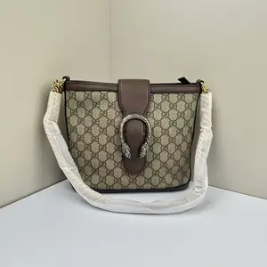 Pre-owned GUCCI GG Supreme Canvas Crossbody Bags Dionysus Bucket Beige LNL0406