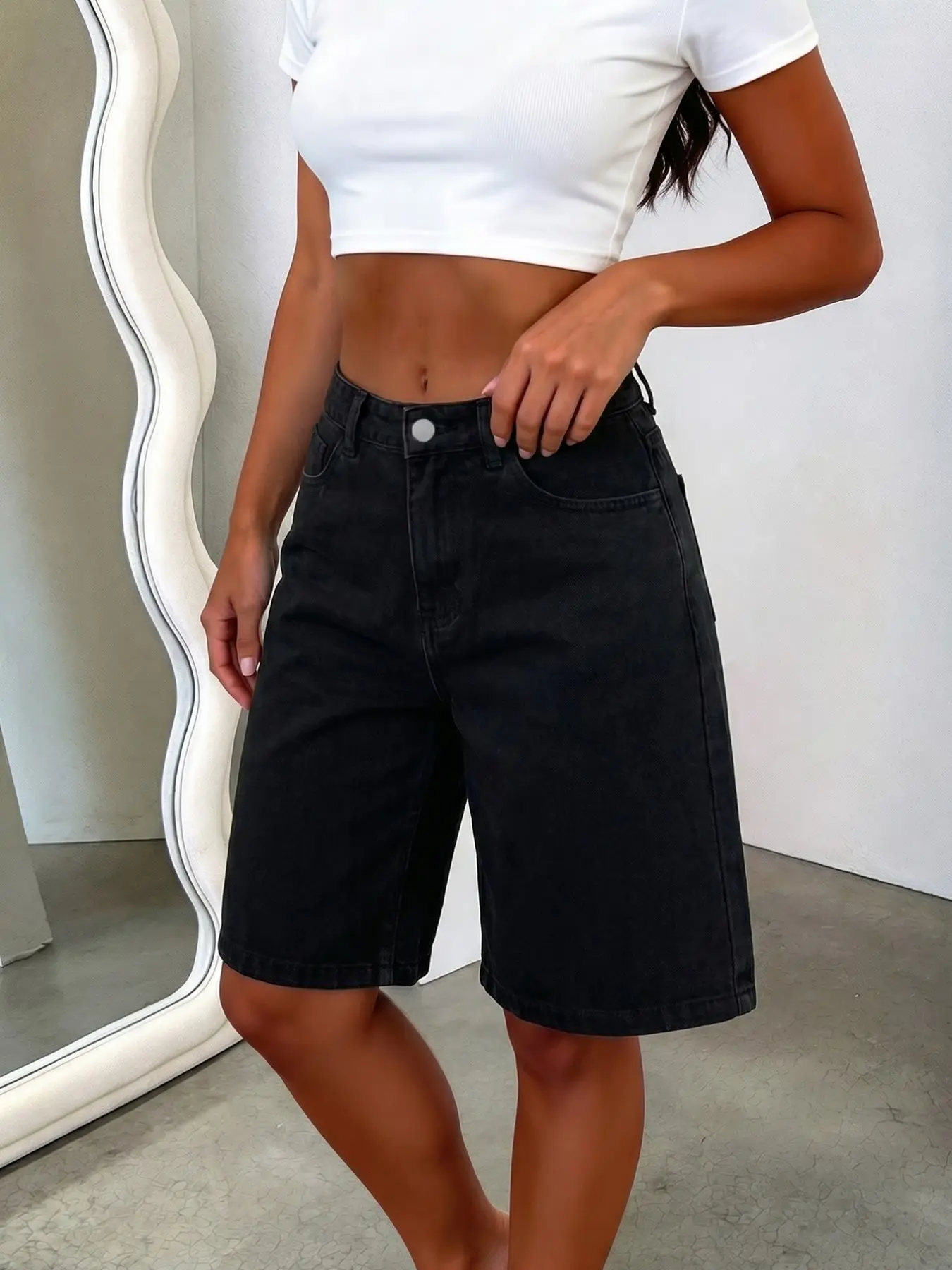 Tall Women's Low Waist Casual Denim Shorts, Summer Jean Shorts, Slim-Fitting Plain Pattern, All Seasons Fashion, Basic