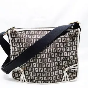 Pre-owned FENDI other Shoulder Bag Black Nylon 5658400 12123912444/246364