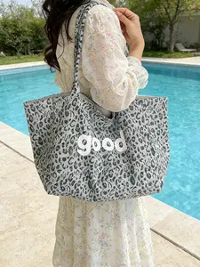 1pc  Ladies' tote bag with large capacity shoulder bag, leopard print letters, fashionable and versatile, personalized and trendy, suitable for daily commuting, shopping, ladies' tote bag
