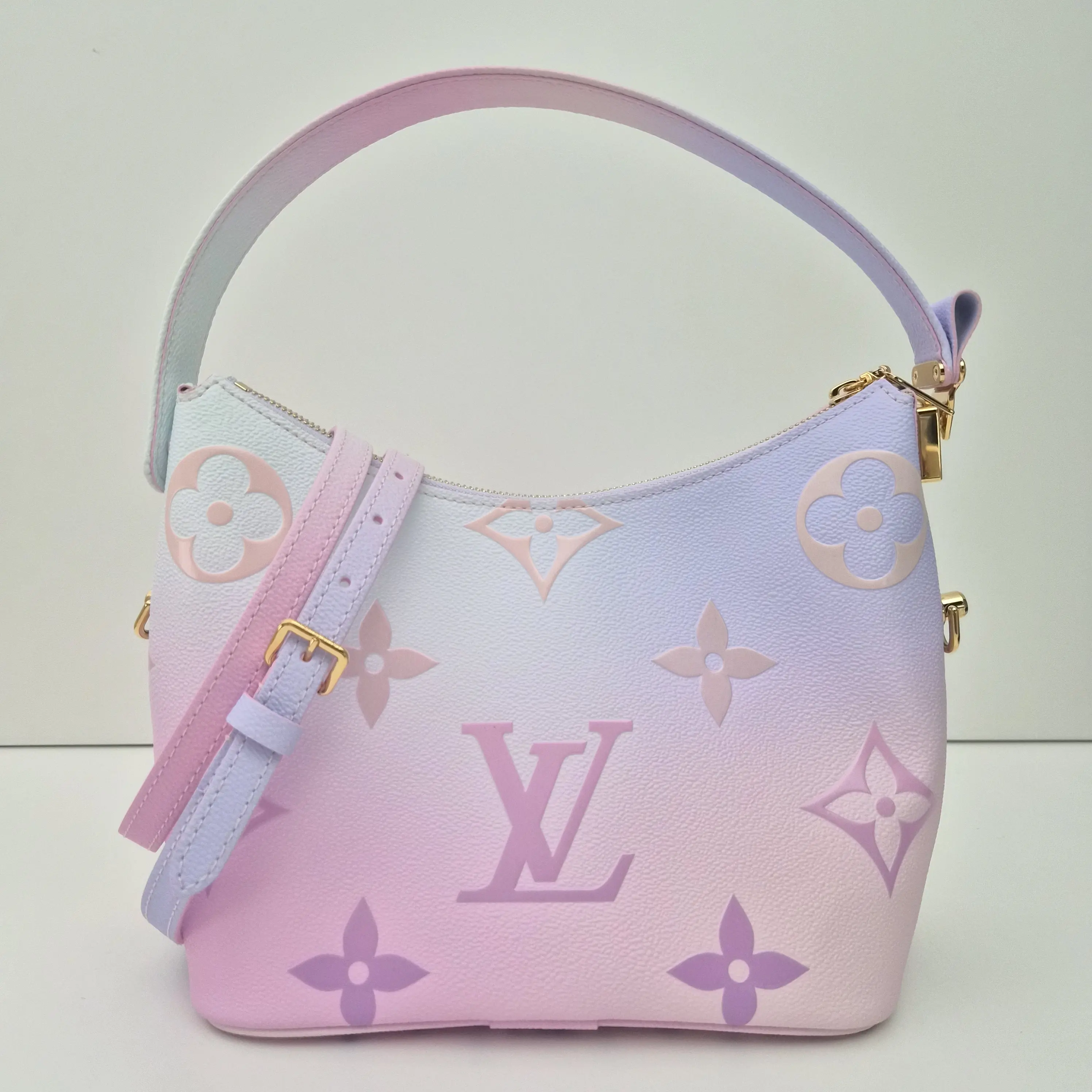 Pre-owned Louis Vuitton leather Shoulder Bags Monogram Giant Spring In The City Marshmallow Hobo PM Sunrise Pastel