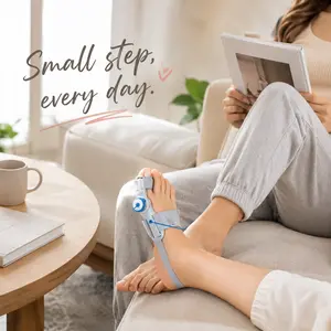 Adjustable Bunion Corrector for Women Men, Big Toe Alignment Support with Soft Strap, Comfortable Left/Right Foot Wear, 1PCS