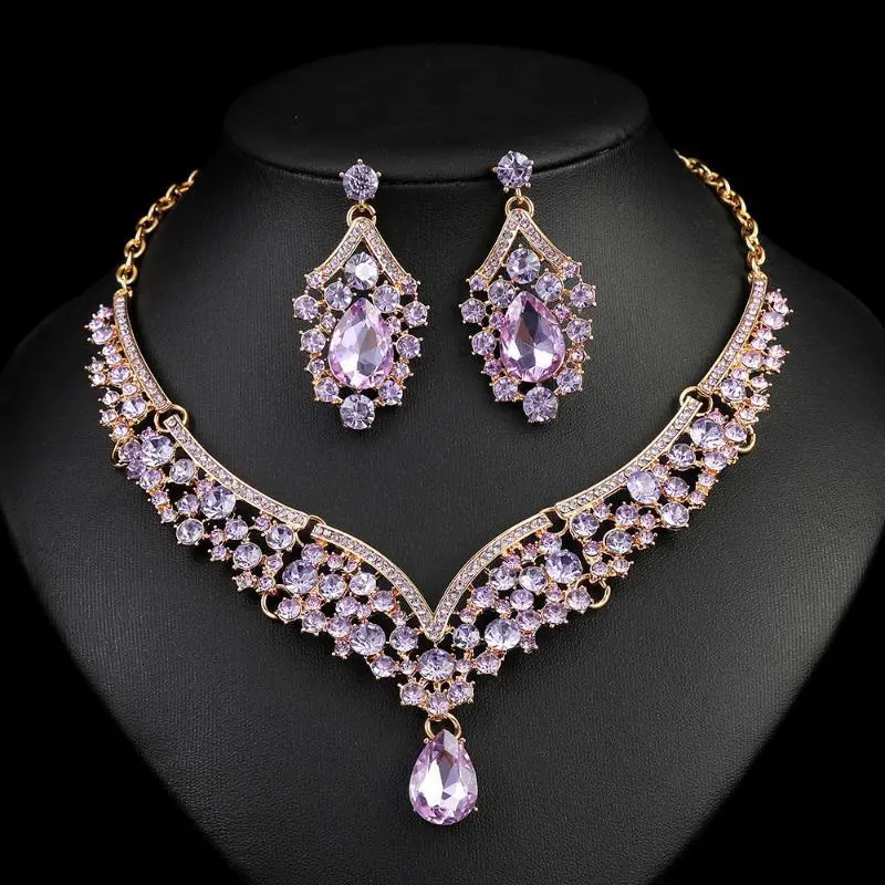 Retro Jewelry Exaggerated Necklace Set Luxury Crystal Jewelry Banquet Dress Accessories Bridal Jewelry Set Retro Jewelry Exaggerated Necklace Set Luxury Crystal Jewelry Banquet Dress Accessories Bridal Jewelry Set