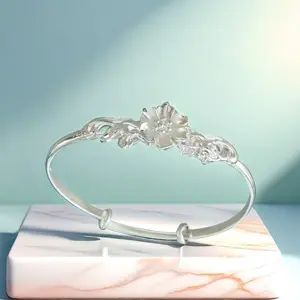 Full Silver s999 bracelet Sterling Silver bracelet Ladies push-pull bracelet can be freely adjusted size to send girlfriend birthday holiday gift Silver weight 17 g /0.59 oz