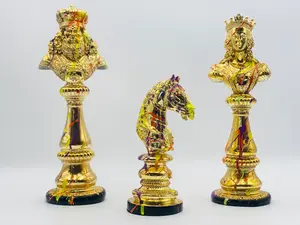 Modern Graffiti Gold Chess Statues – 3Pcs Luxury Resin Bust Set (King, Queen, Knight) – Creative Paint Splatter Sculptures for Urban Home Decor, Executive Office Desk, Artistic Housewarming Gift