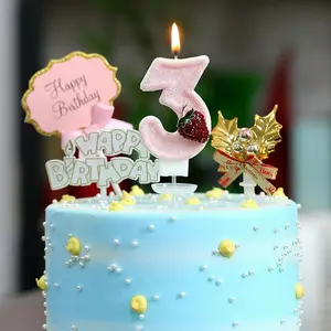 1PCS Pink strawberry birthday candle cake, sparkling number candle cake decoration with sequins for anniversary celebration, handmade creative birthday strawberry candles
