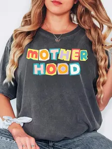 Motherhood Graphic Shirt, Trendy Mama Shirt, Mom Life Shirt, Retro Mama Shirt, New Mom Gift, Cool Moms Club Tshirt, Mothers Day Gift