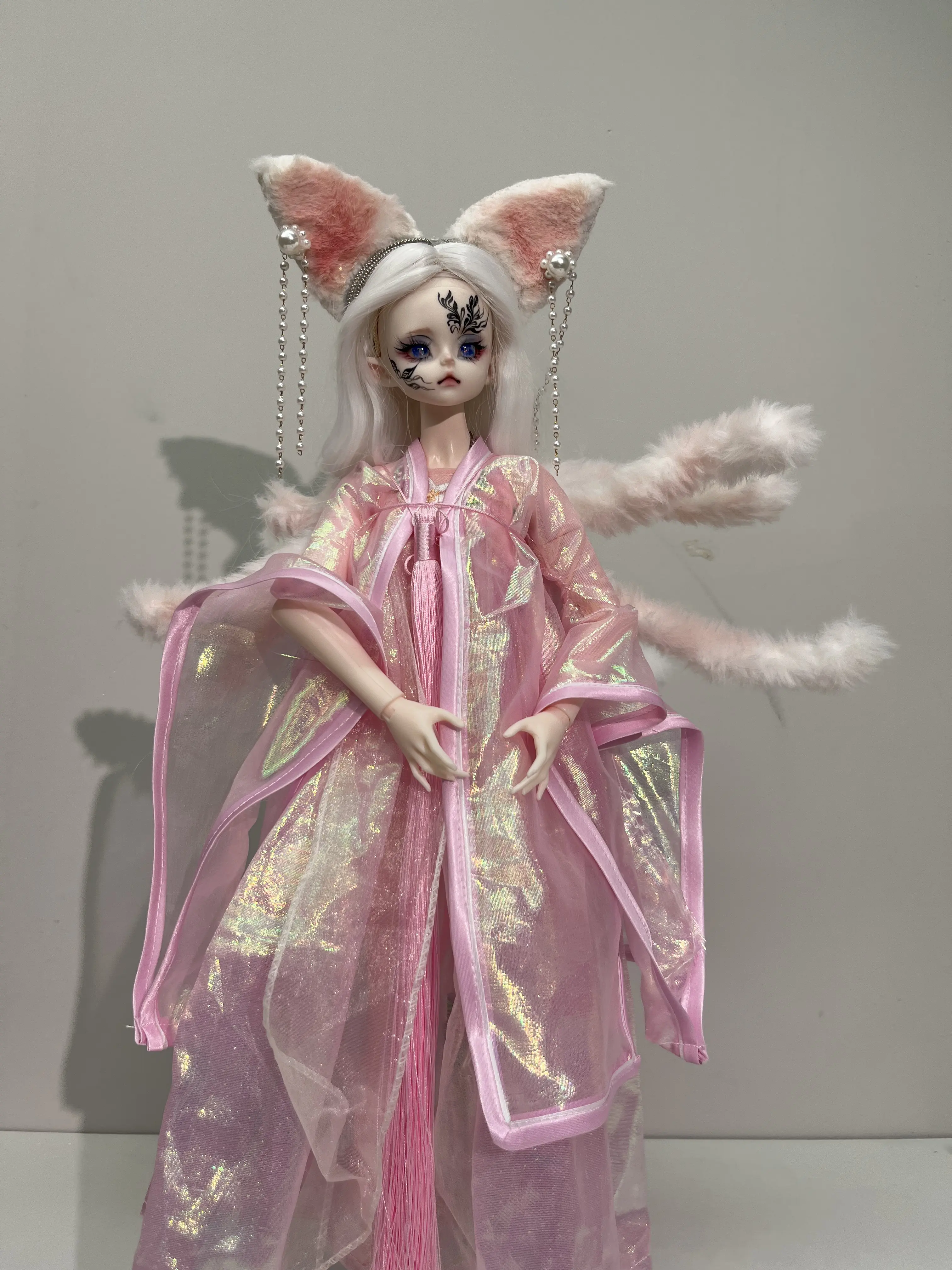 Nine-Tailed Fox BJD Full Set | Hand-Painted Face-Up Pink Holographic Ancient Chinese Robe