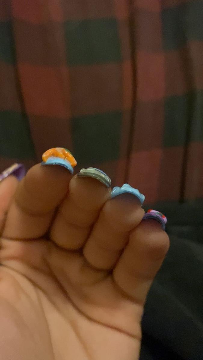 Item: Undersea, M, Almond - 22mm