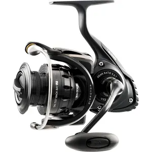 Daiwa Saltist Back Bay LT Spinning Fishing Reel