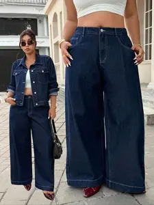 Women's Plus Size Jeans Classic Washed Denim Long Pants Casual Simple Basic Comfort Straight Leg Pocket Jeans, Fitted Plain Style for All Seasons
