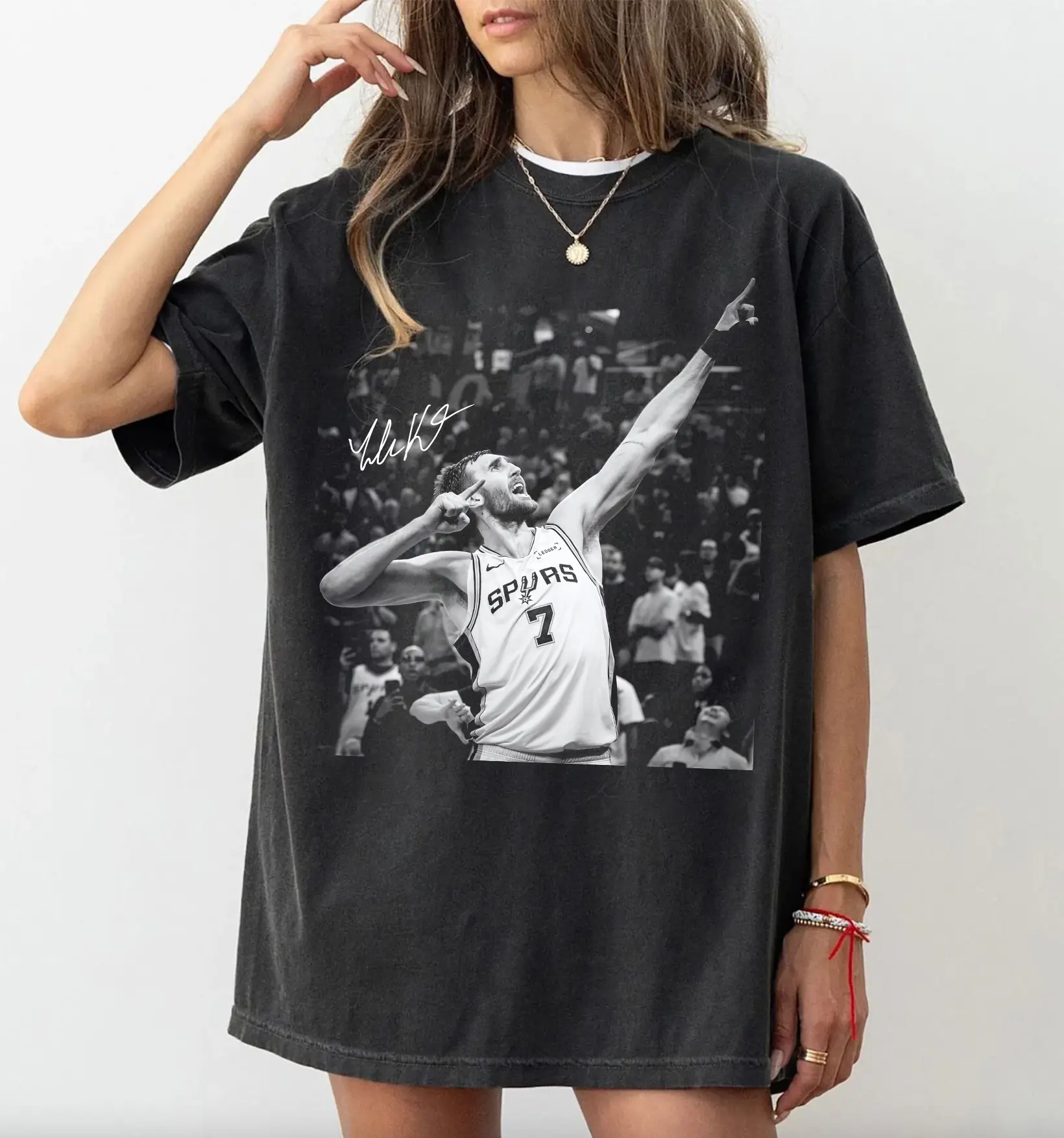 Luke Kornet Comfort Colors Shirt Sweatshirt Hoodie, Kornet Celebration Tee Fan Gift, Game Day Outfit, Inspired Apparel for Supporters, Unisex Casual Streetwear for Everyday Wear