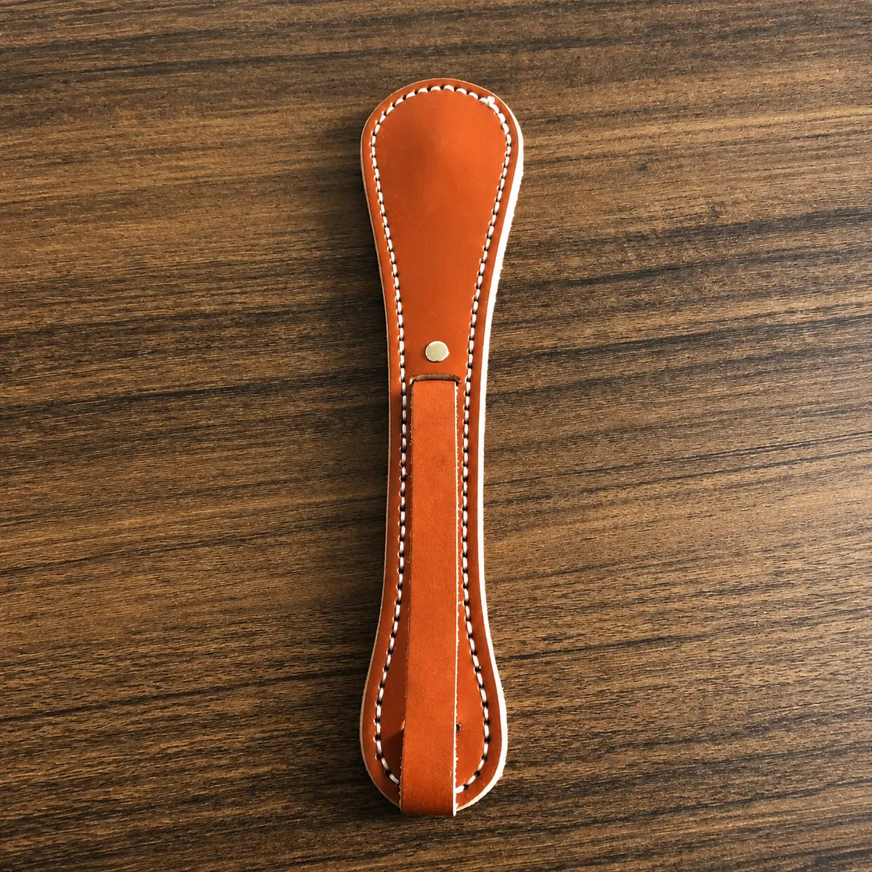 Cowhide Leather Hand Paddle – Vintage Leather Accessory with Smooth Handle for Display, Collection and Everyday Use