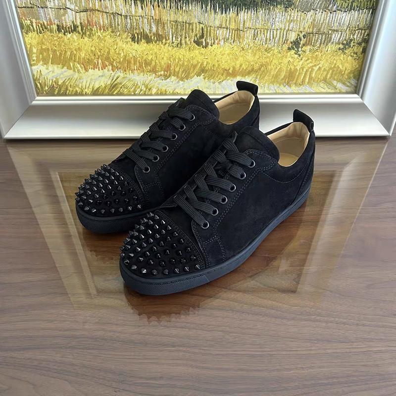 Men's low cut black velvet studded casual, multifunctional, comfortable, and fashionable red soled sports shoes