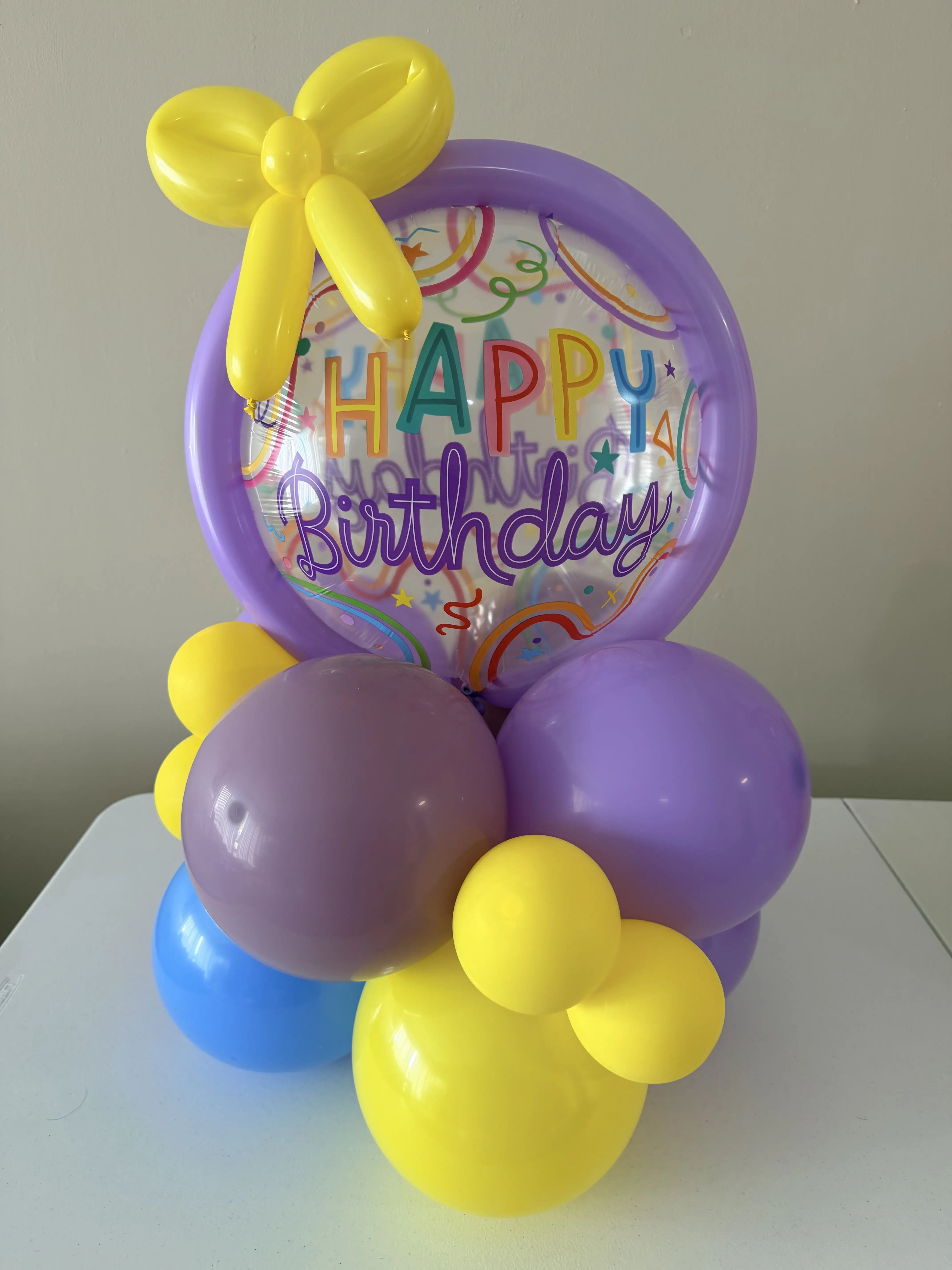 Rainbow Design 25-Piece Birthday Balloon Kit, Easy Assembly Table Centerpieces & Photo Backdrop for Birthday Parties