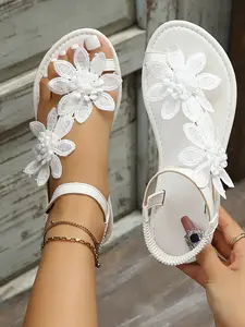 2026 Butterfly Pattern Flat Sandals, Elegant Textile Upper, Rubber Sole, Comfortable & Non-Slip, Ideal for Spring/summer, Elegant Floral Sandals
