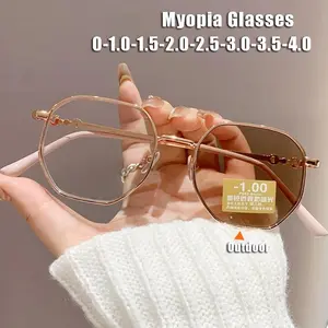 New Fashion Photochromic Myopia Glasses Unisex Metal Frames HD Blue Light Protection Eye Protection Glasses Diopter 0 To -4.0