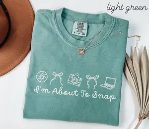 Photographer Comfort Colors Shirt, I'm About To Snap Tshirt, Photographer Gifts, Funny Photography Lover Gift, Camera Crewneck Tees
