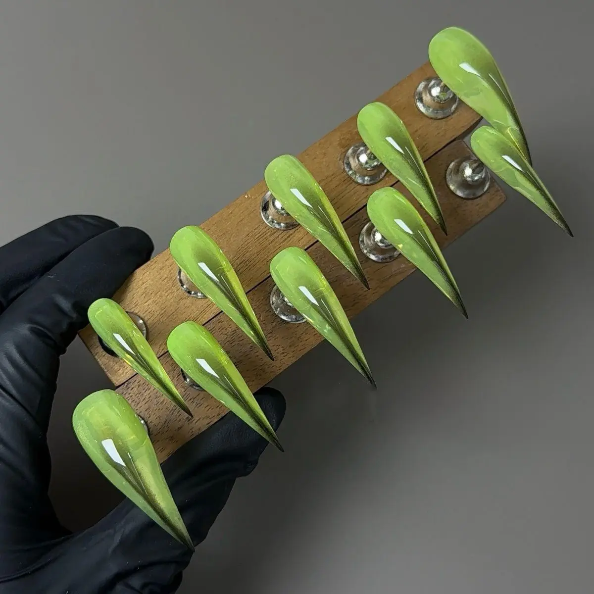 Zanxu|10pcs Lizard Green Dragon Claws! Neon Green Vein Design | Handmade Luxury Press-On Nail Set Nail Art Tool nails kit set bedazzled kit gel nail polish set