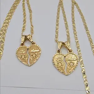 TE AMO with roses plain color hearts set of 2 chain's Gold-plated