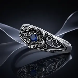 Vintage Filigree Ring - 2.9g Lightweight Adjustable Costume Jewelry, Comfortable for Everyday Long Wear, Vintage Rings