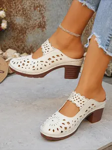 American retro y2k style thick-soled women sandals, patent leather, open toe, buckle, chunky heel, waterproof platform, height increase