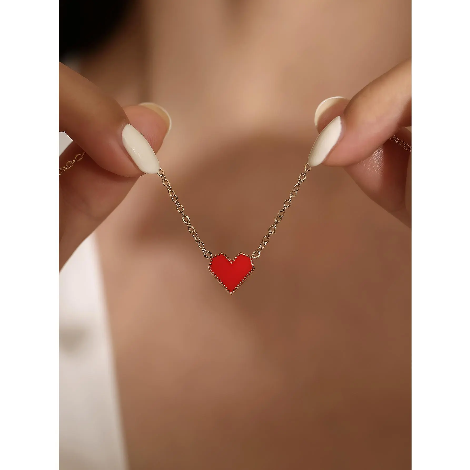 Women's Dainty Red Enamel Heart Choker Necklace - French-Style Gold-Tone Stainless Steel Chain, Casual Daily Everyday Wear Valentine's Day Costume Jewelry Gift, Dainty Necklace, Female, Gold-Tone Metal, Pendant, Chain Jewelry Necklaces