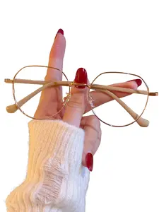 Fashion Thin Frame Round Glasses, Small Face Visual Effect Flat Lenses, Artistic Design, Suitable for Daily Wear and Photography