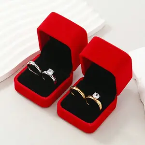 A set of two fashionable couple rings adorned with sparkling stones – Simple, elegant design, comes with a gift box.