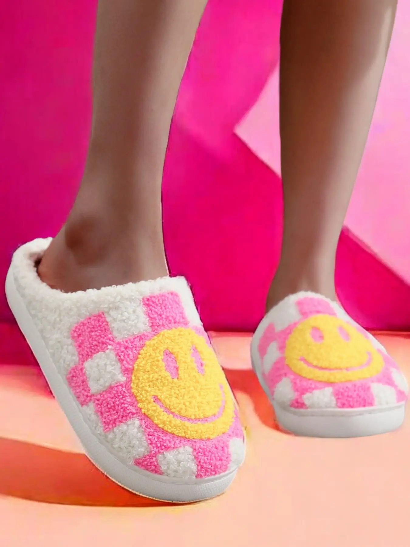 Colorblock Plaid & Smile Face Pattern Plush Slippers, Fashionable Home Slippers for Indoor Outdoor Wear, Fluffy Fall & Winter House Shoes for Women, U