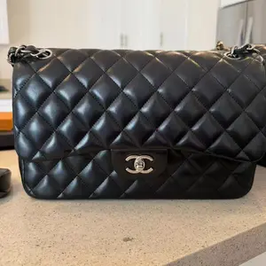 Pre-owned LAMB Shoulder Bags chanel CF jumbo，double flap golden metal