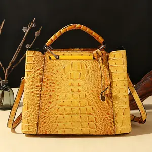 Fashionable crocodile-pattern handbag, a multifunctional shoulder bag designed for women, featuring a zipper closure, polyester lining, and a casual style, perfect for everyday use