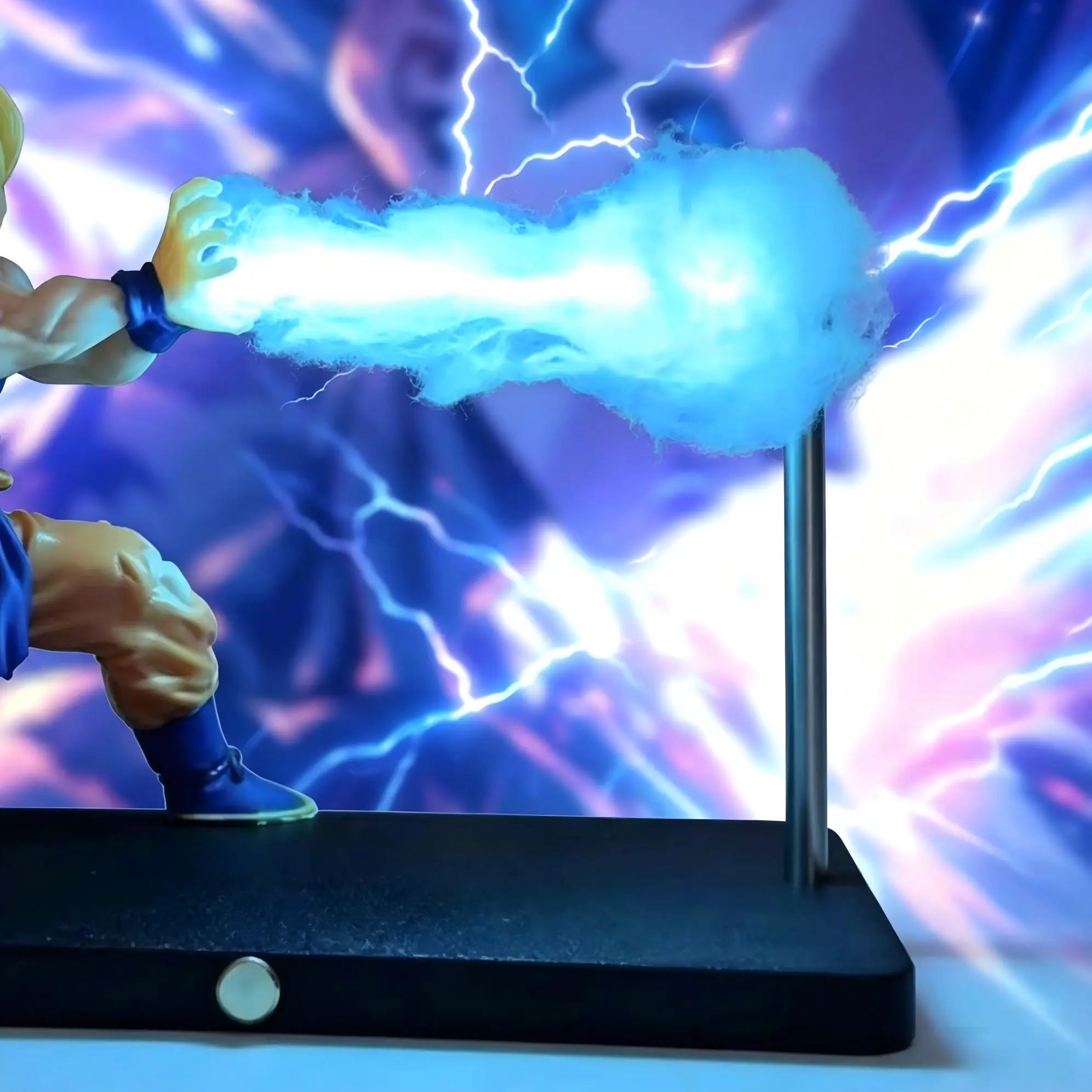 Statue model, energy wave floating in nightlight, advanced DBZ action doll, unique environmental decoration and home display decorations.