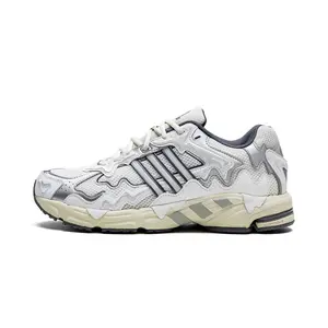 Response CL "Bad Bunny - White" GY0102