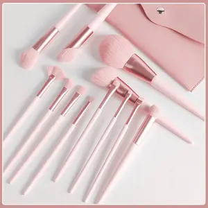 Brochas para maquillaje de alta calidad y fácil de usar Brochas para maquillaje de alta calidad y fácil de usar