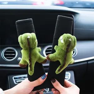 Cute Dinosaur Plush Car Seat Belt Shoulder Cover, Creative Safety Strap Protector, Soft Anti-Chafe Vehicle Protection